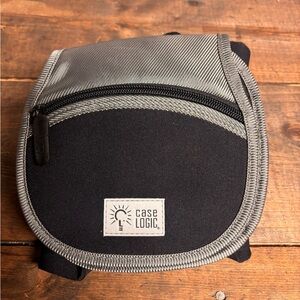 Case Logic CD Player Walkman& Storage Body/Waist Case Adjustable Grey Black Used
